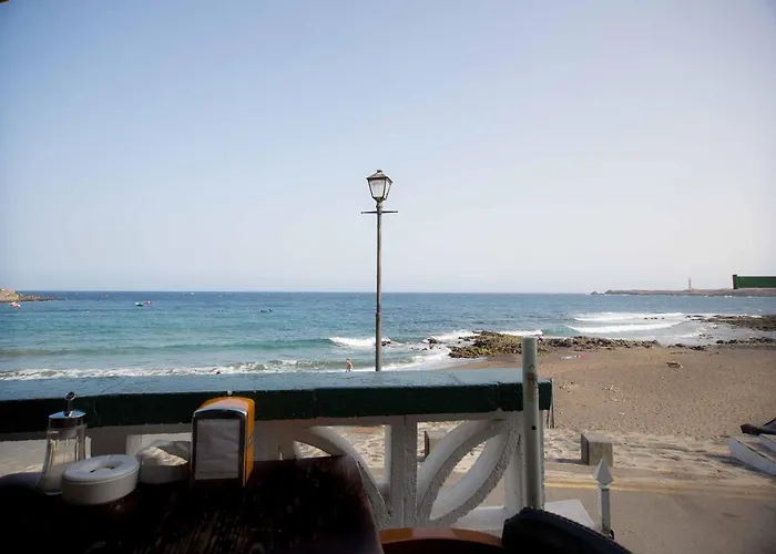 Apartamento Vistas Al Mar Junto A La Playa 2d
