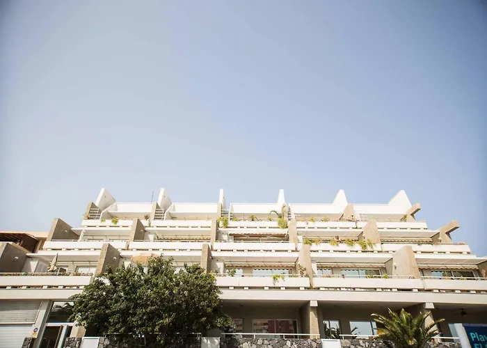 Vistas Al Mar Junto A La Playa 2d *