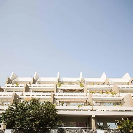 Vistas Al Mar Junto A La Playa 2d *